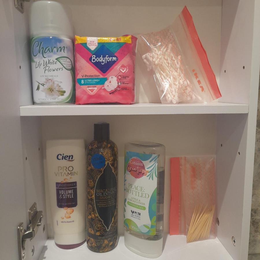 Self-Contained Flat On The 2Nd Floor You Will Share With One Other Guest, In A Family House 2 Minutes Walk From Tufnell Park Station 2Nd Floor With Stairs 런던 외부 사진